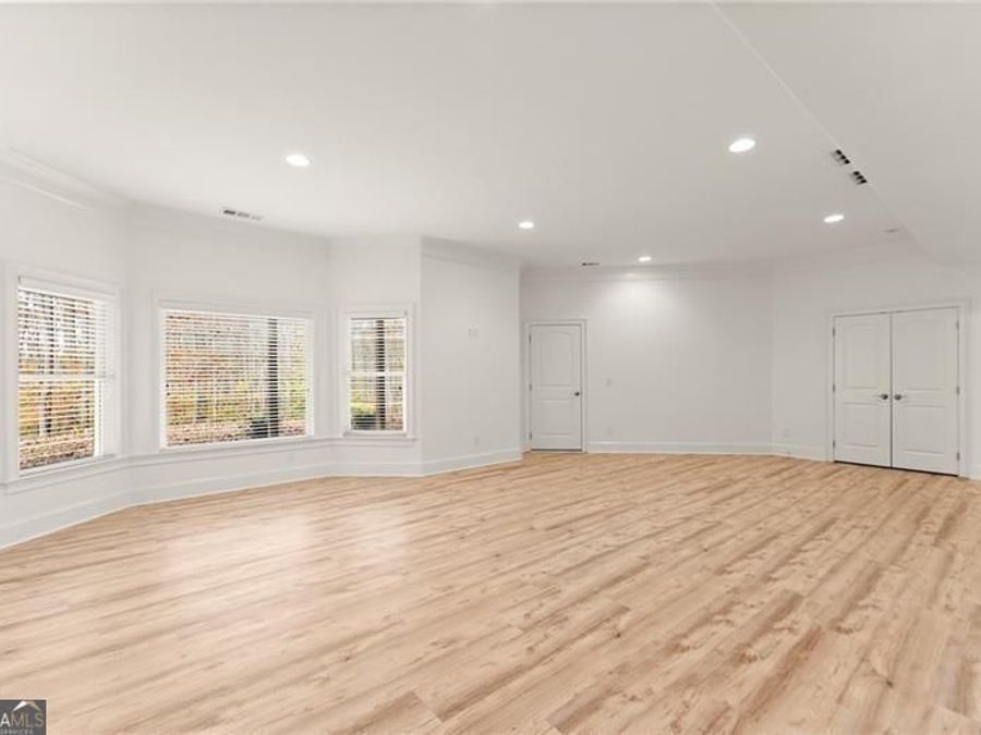 Property Image 81
