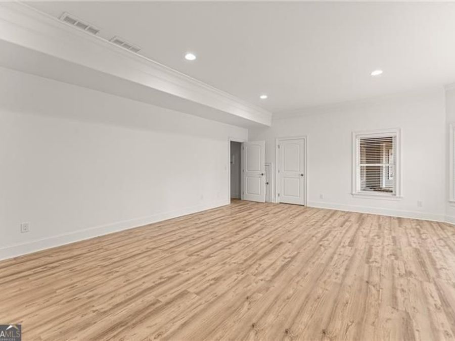 Property Image 82