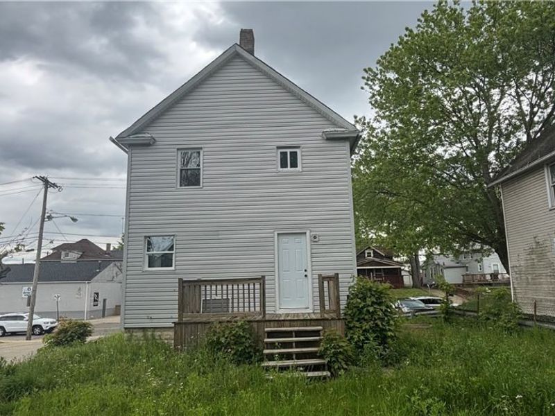 750 Brown Street, Akron, OH 44311 Photo 3