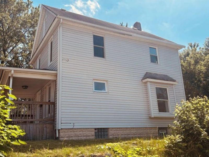 750 Brown Street, Akron, OH 44311 Photo 6