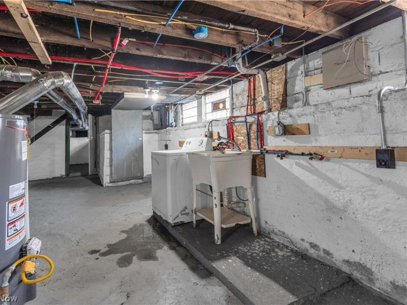 3359 E 65th Street, Cleveland, OH 44127 Photo 29