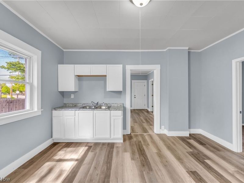 3359 E 65th Street, Cleveland, OH 44127 Photo 8