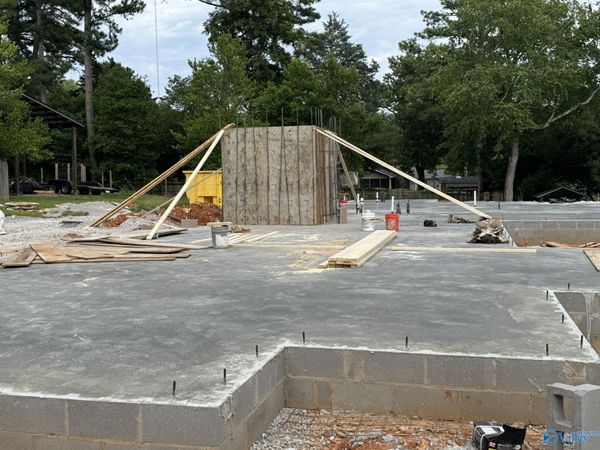 2905 Garth Road SE, Huntsville, AL 35801
