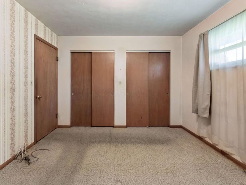 1493 Striebel Road , Columbus, OH 43227 Photo 6