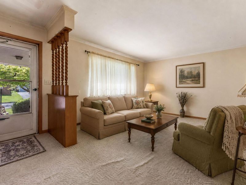 1493 Striebel Road , Columbus, OH 43227 Photo 9