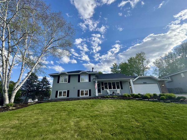 15005 76th Place N, Maple Grove, MN 55311
