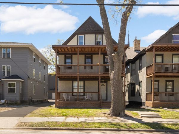 810 6th Street SE, Minneapolis, MN 55414