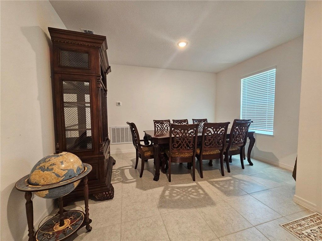 8445 101st Court, Vero Beach, FL 32967 Photo