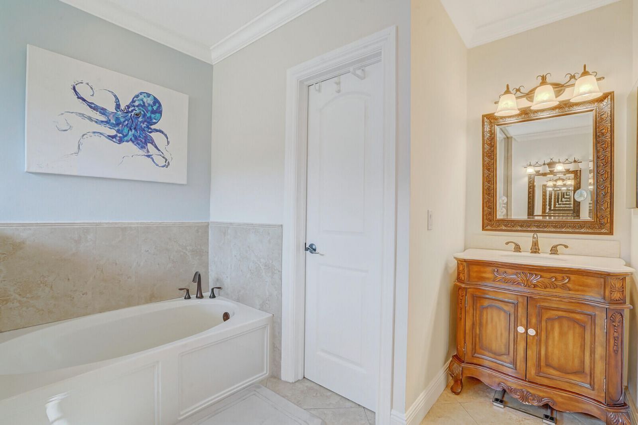 715 SW 25th Place, Boynton Beach, FL 33435 Photo