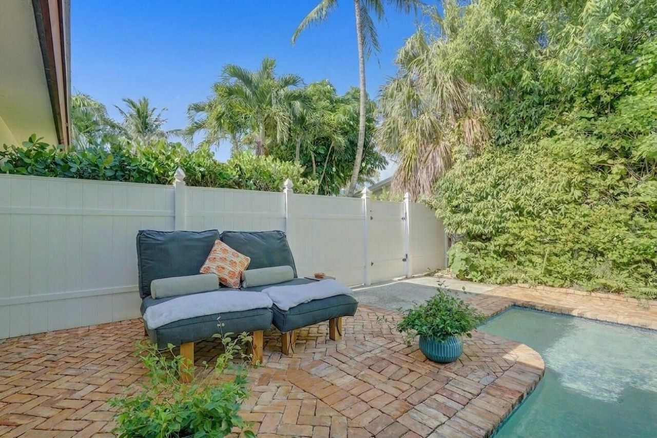715 SW 25th Place, Boynton Beach, FL 33435 Photo