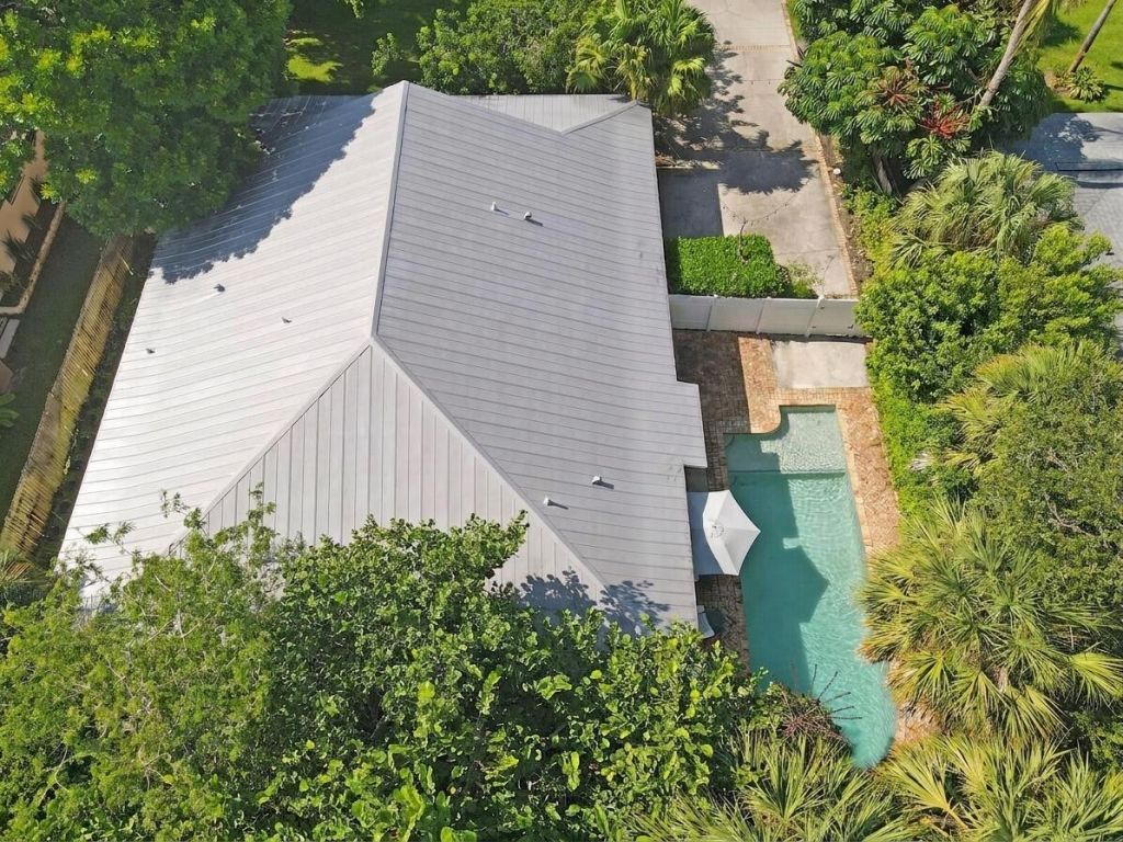 715 SW 25th Place, Boynton Beach, FL 33435 Photo
