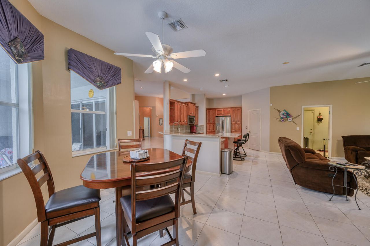 10370 NW 14th Place, Coral Springs, FL 33071 Photo