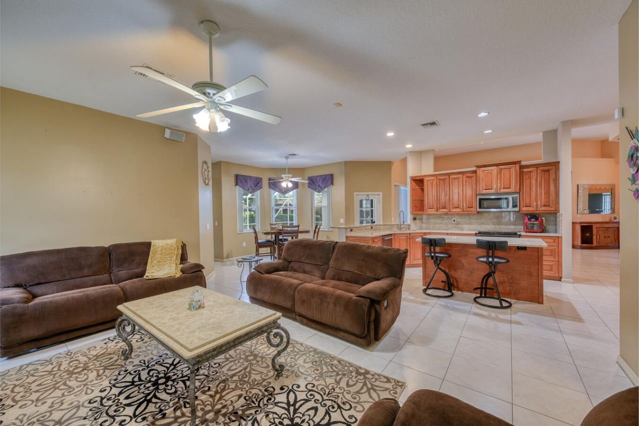 10370 NW 14th Place, Coral Springs, FL 33071 Photo