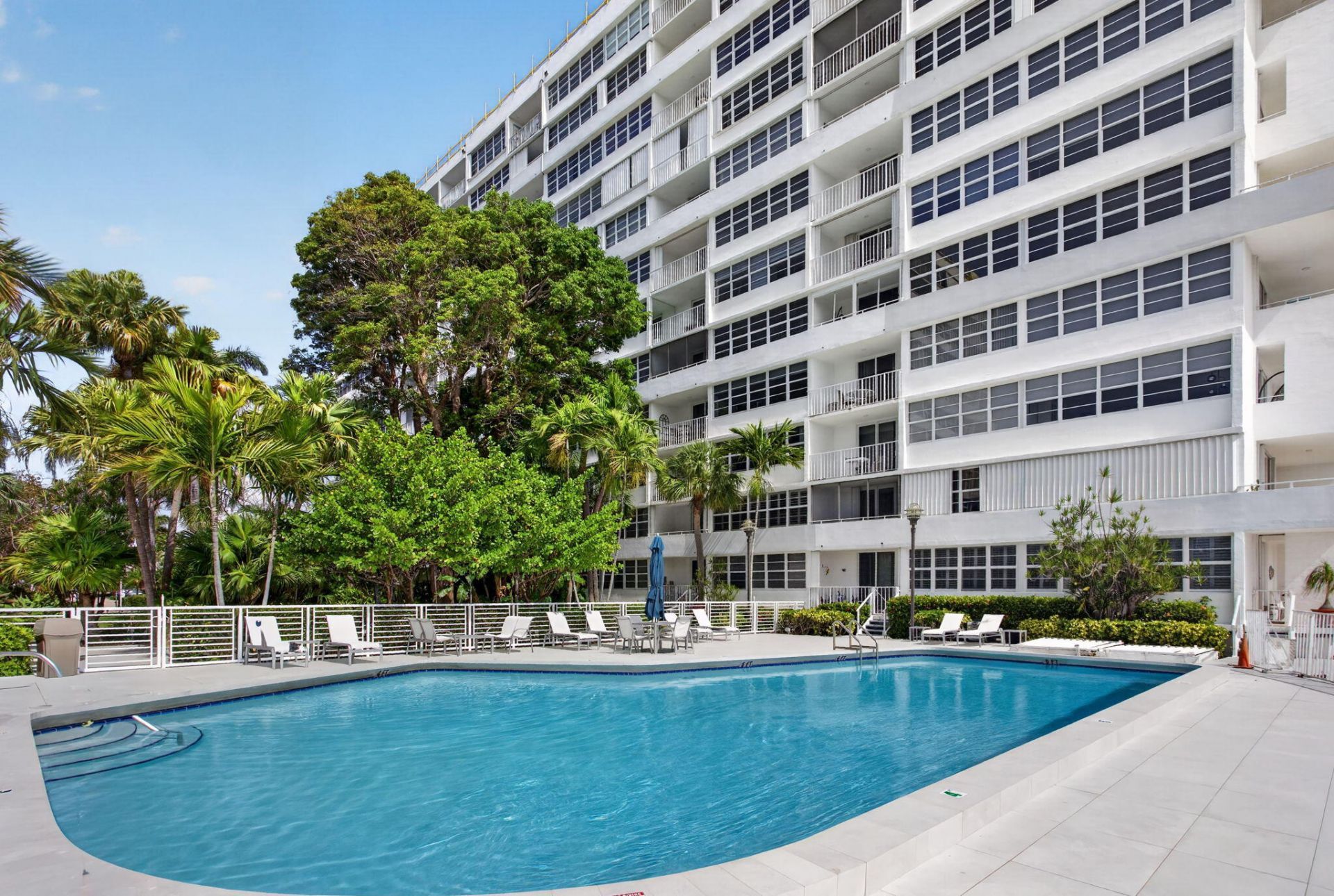 1170 N Federal Highway, Unit 305, Fort Lauderdale, FL 33304 Photo