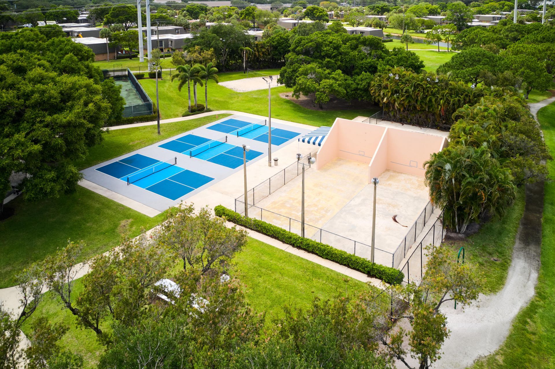 3113 31st Way, West Palm Beach, FL 33407 Photo