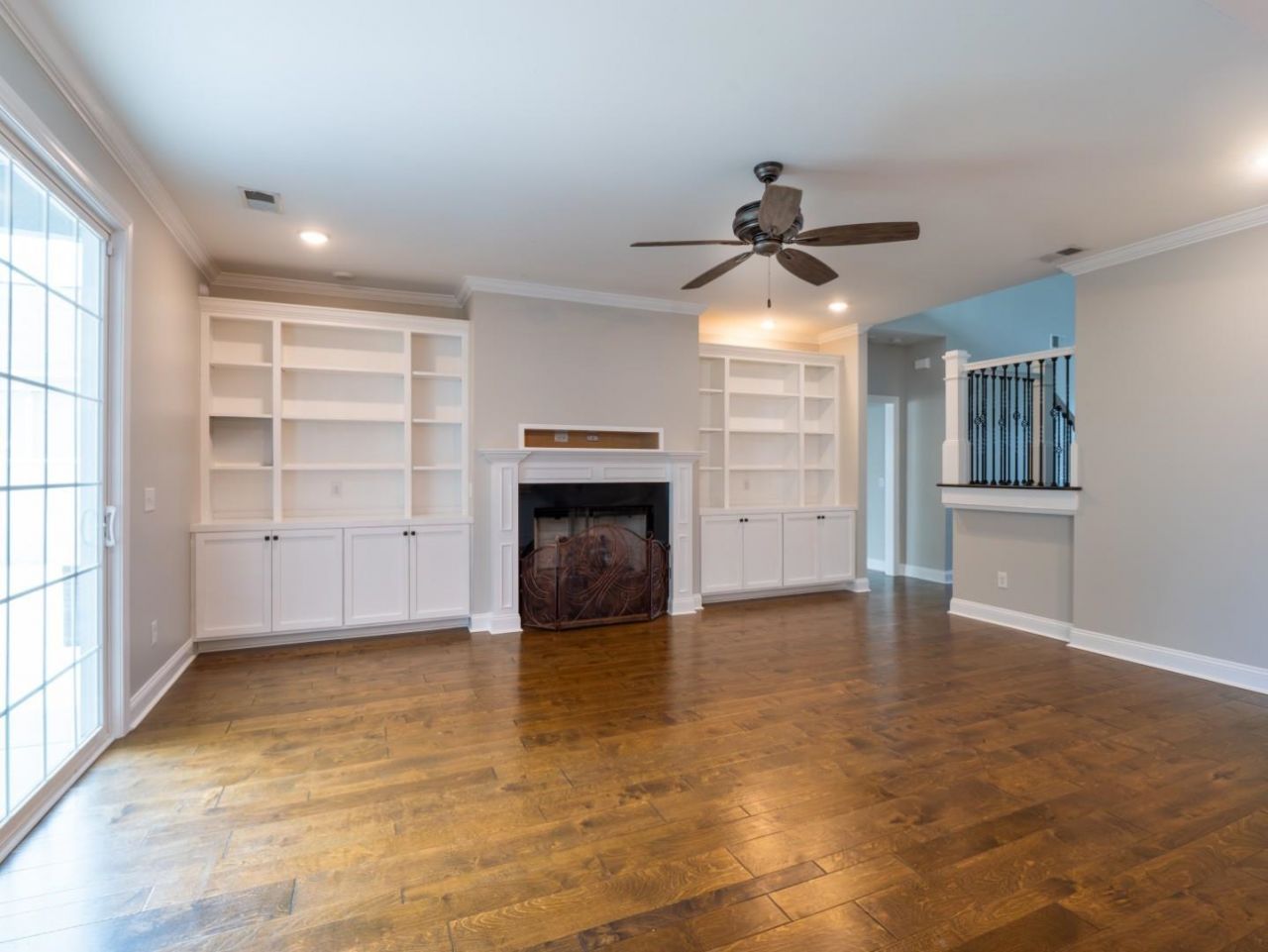 925 Bluffview Dr.  Photo 10