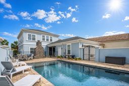 925 Bluffview Dr.  photo 4