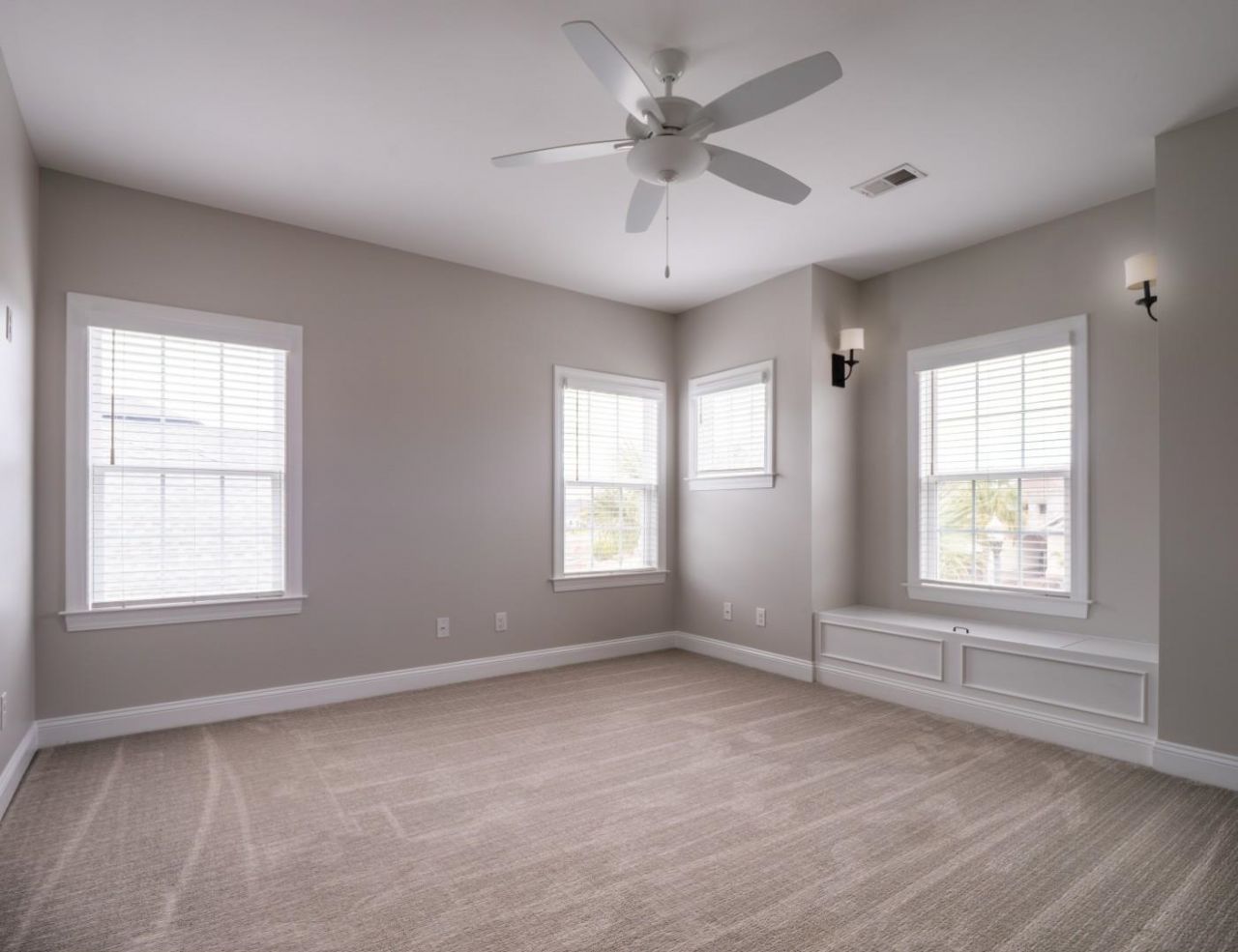 925 Bluffview Dr.  Photo 36
