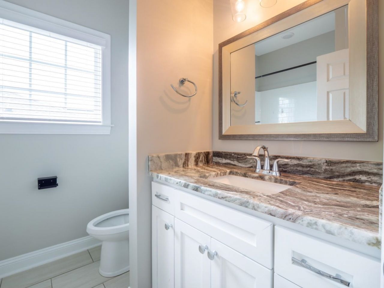 925 Bluffview Dr.  Photo 37