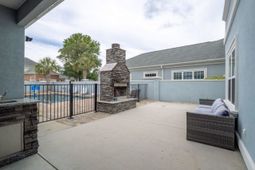 925 Bluffview Dr.  photo 4