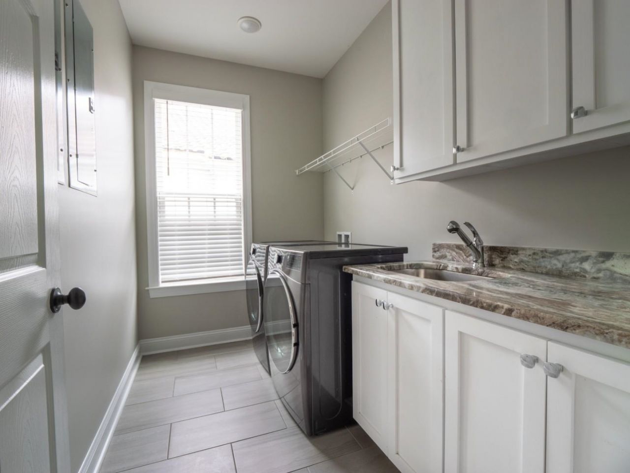 925 Bluffview Dr.  Photo 41