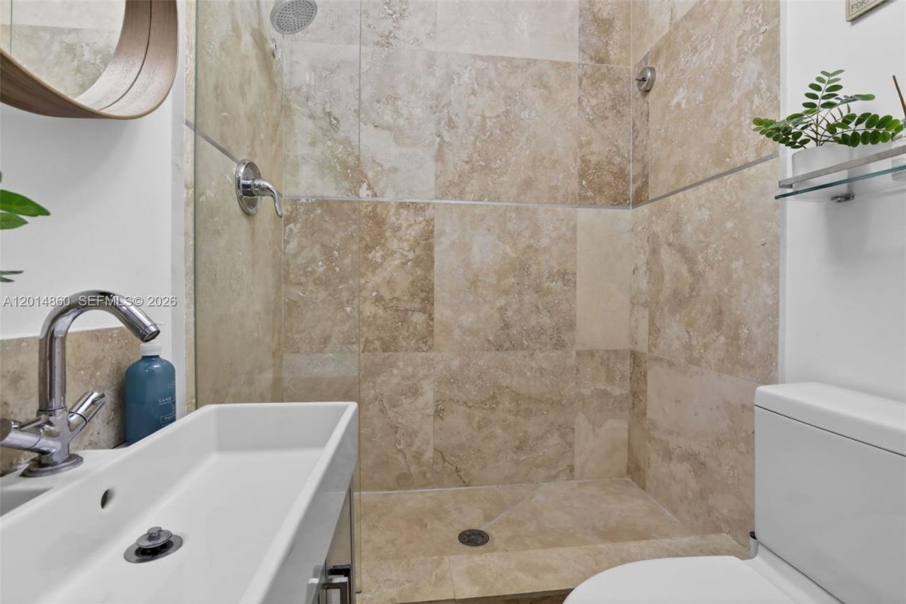 3330 NE 190th St, Unit 1817, Aventura, FL 33180 Photo