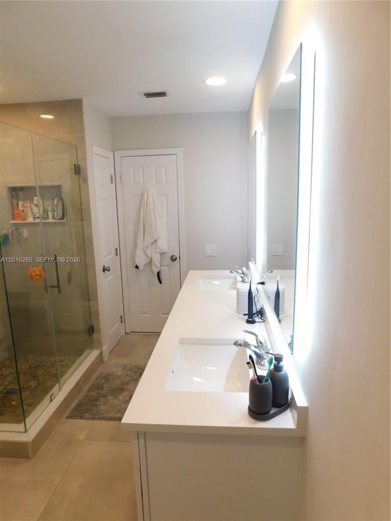 14231 Harpers Ferry St , Davie, FL 33325 Photo