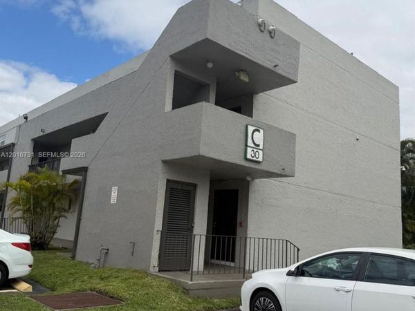 30 NW 87th Ave , Unit C225, Miami, FL 33172