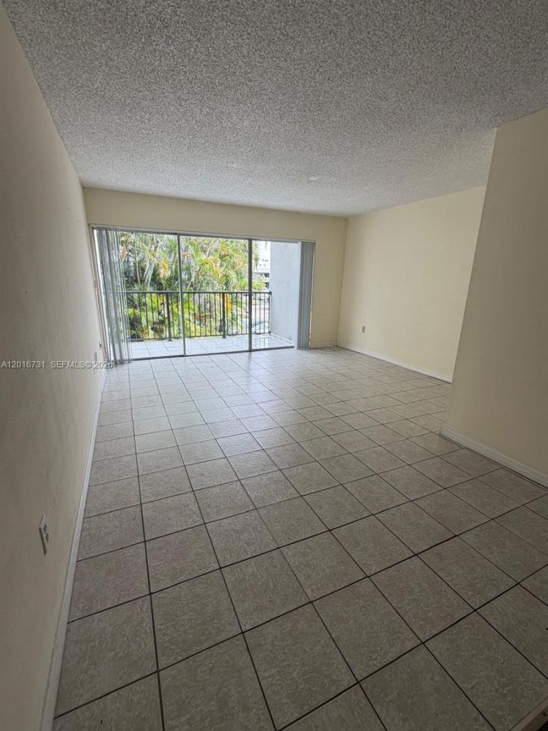 30 NW 87th Ave , Unit C225, Miami, FL 33172 Photo