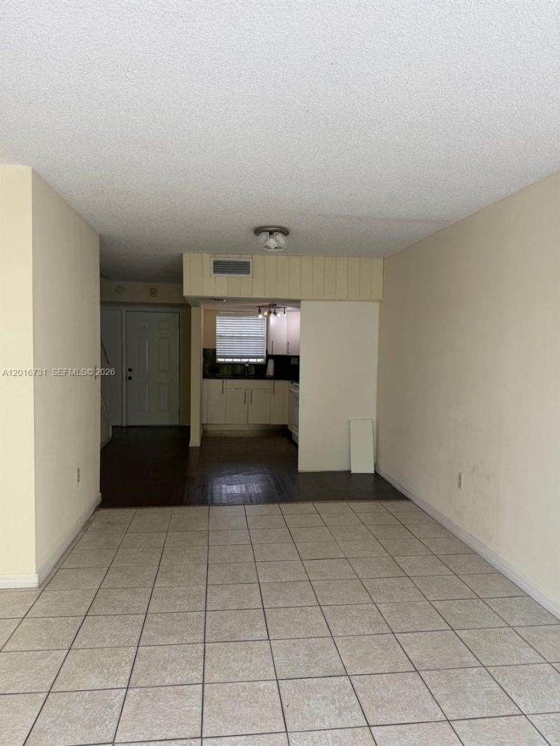 30 NW 87th Ave , Unit C225, Miami, FL 33172 Photo