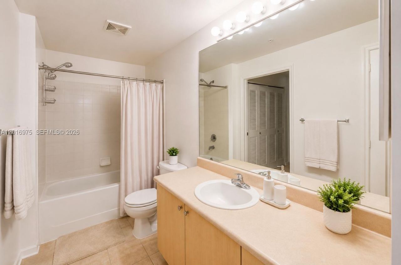 1919 Van Buren St , Unit 115A, Hollywood, FL 33020 Photo
