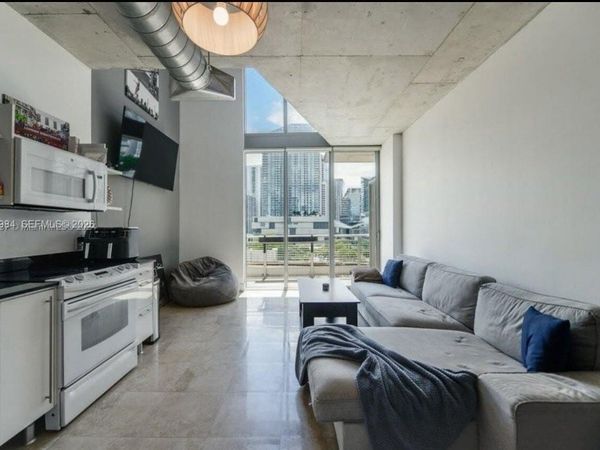 690 SW 1st Ct, Unit 1022, Miami, FL 33130