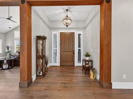 23235 Darkhorse Dr, Auburn, CA 95602 Photo
