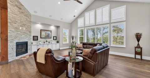 23235 Darkhorse Dr, Auburn, CA 95602 Photo