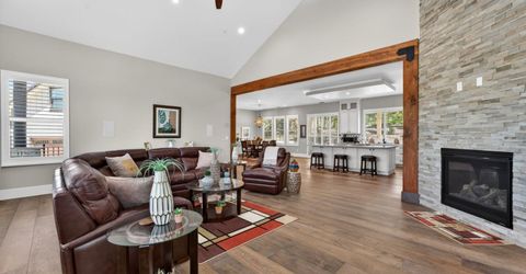23235 Darkhorse Dr, Auburn, CA 95602 Photo
