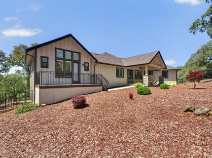 23235 Darkhorse Dr, Auburn, CA 95602 Photo