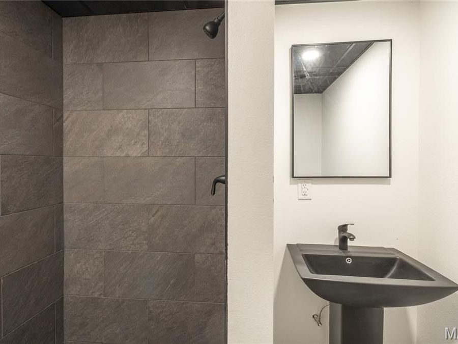Property Image 74