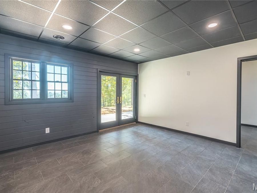 Property Image 76