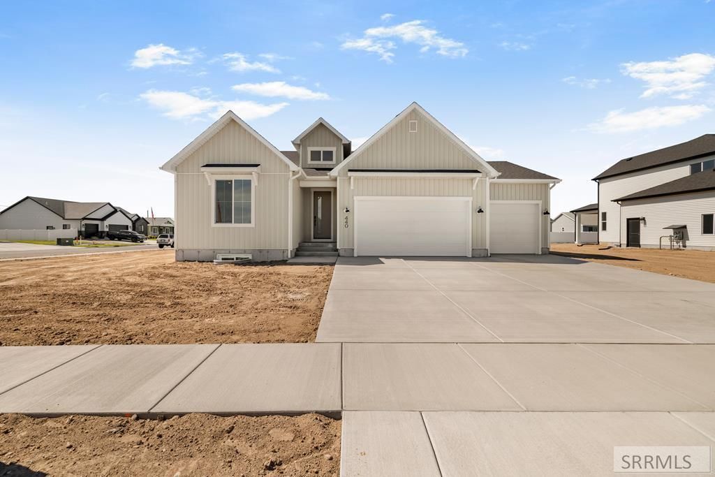 440 Sage Lakes Blvd, Idaho Falls, ID 83401 Main Photo