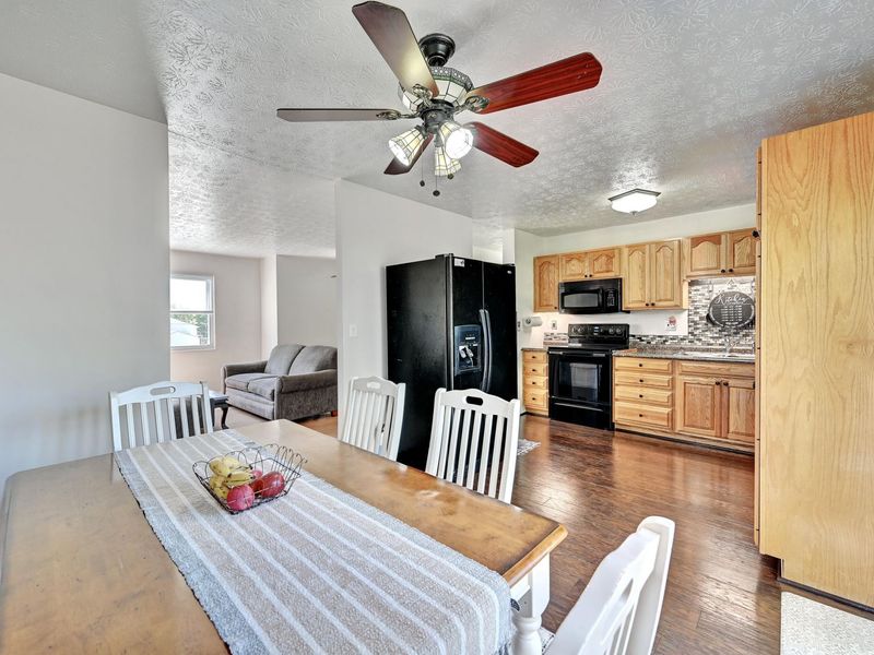 355 Merravay Drive, Florence, KY 41042 Photo 10