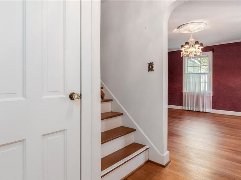 2751 E Ridgewood Circle, Zanesville, OH 43701 Photo 6