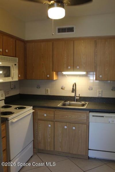 8401 N Atlantic Avenue, Unit I 4, Cape Canaveral, FL 32920 Photo