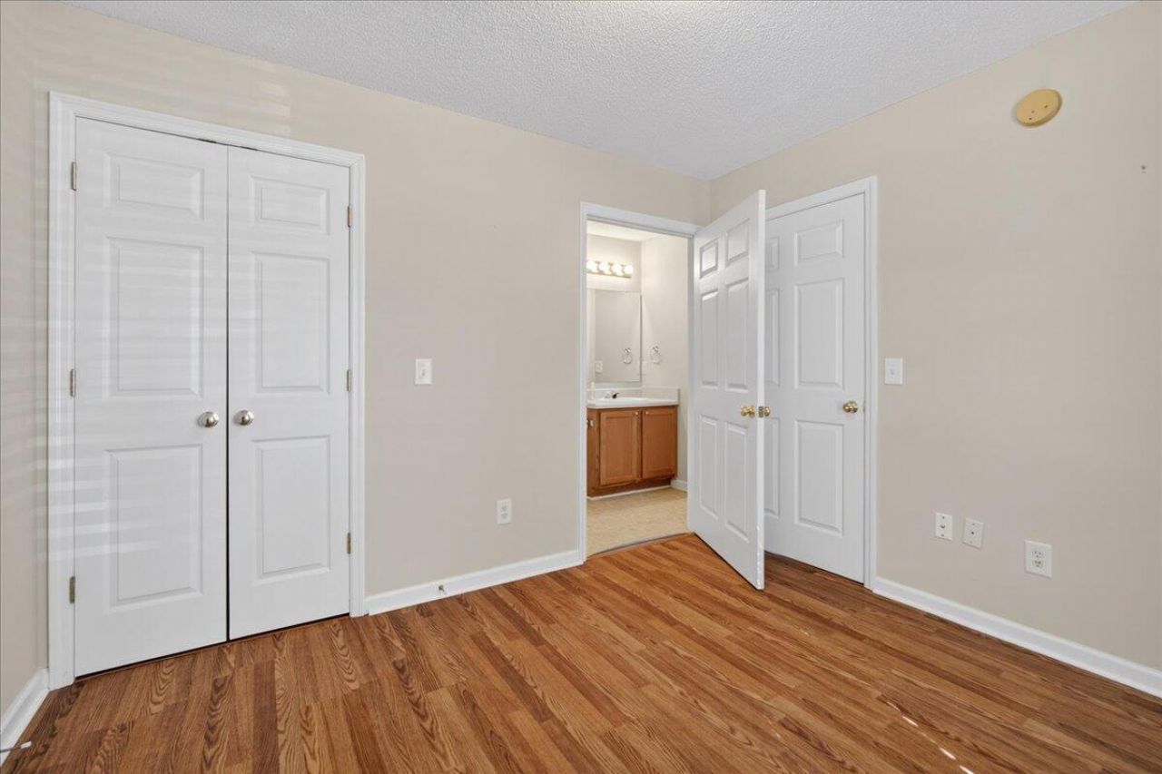 7360 Suncatcher Drive Photo 12