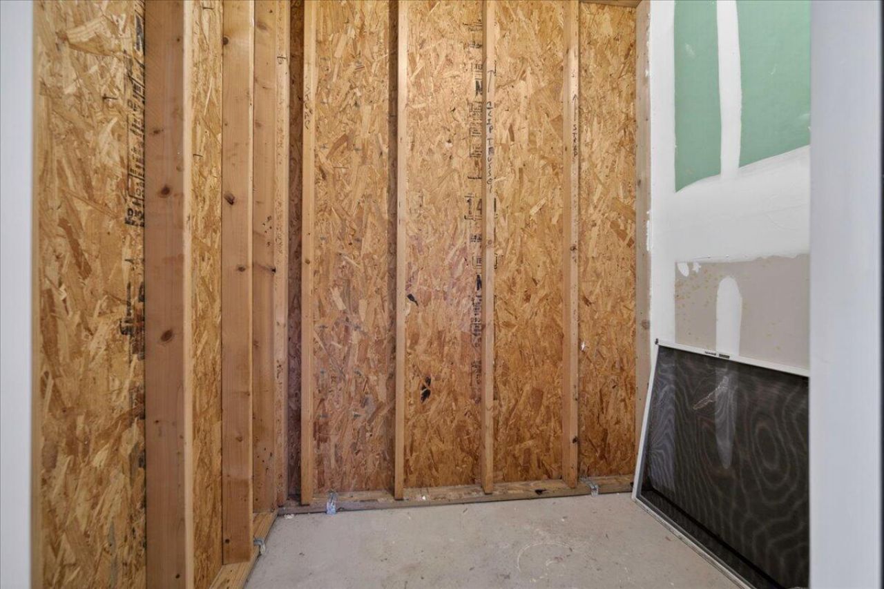 7360 Suncatcher Drive Photo 27