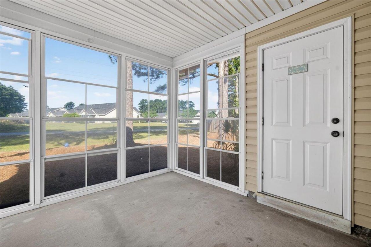 7360 Suncatcher Drive Photo 28