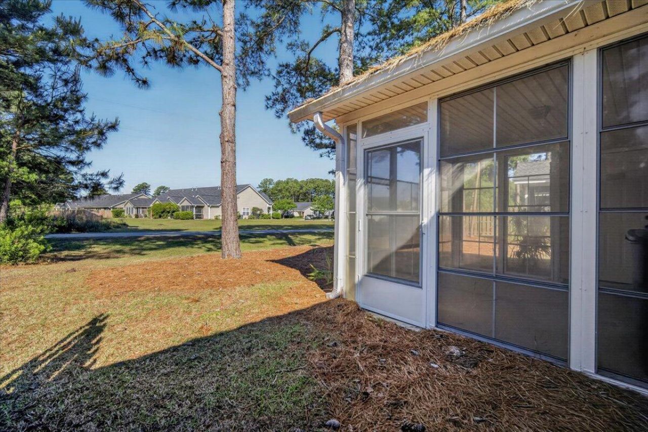 7360 Suncatcher Drive Photo 30