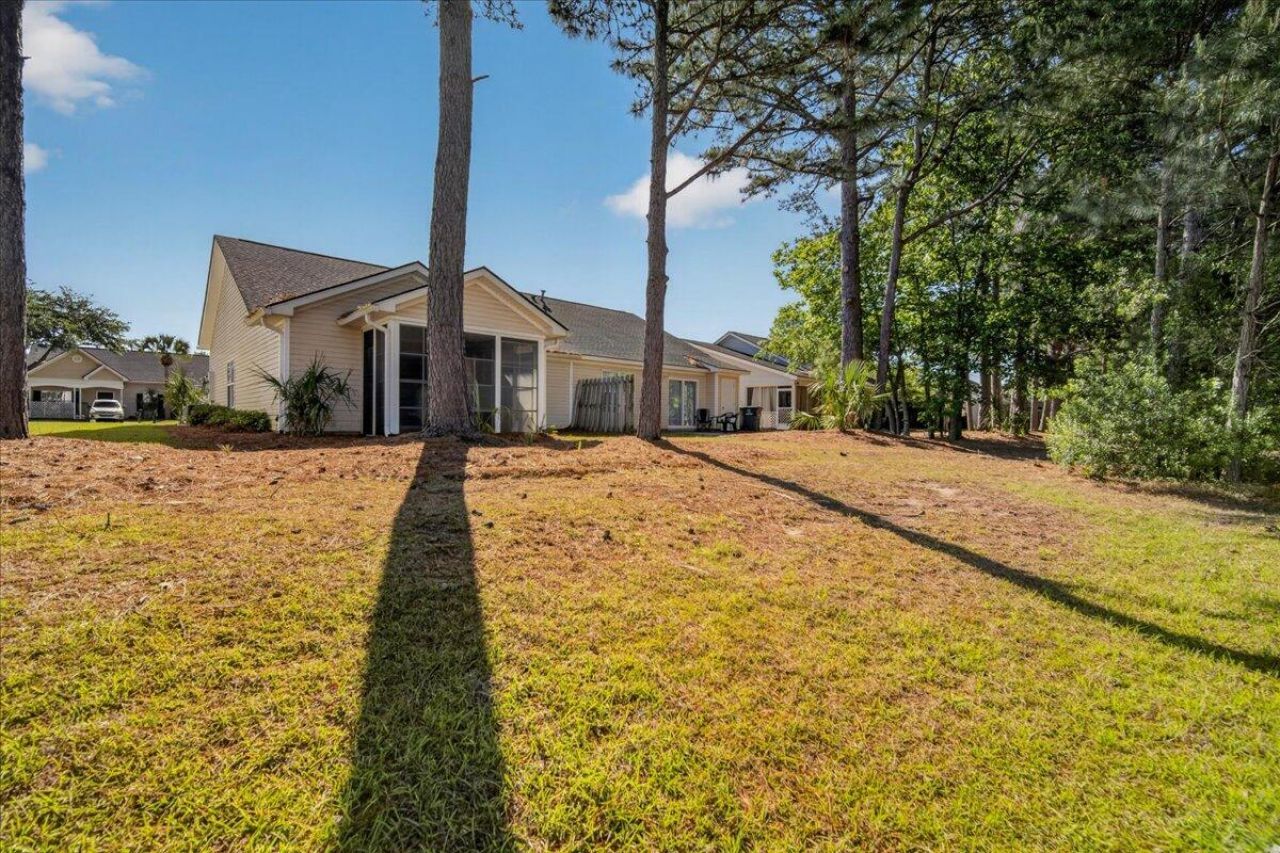 7360 Suncatcher Drive Photo 32