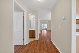 7360 Suncatcher Drive photo 4