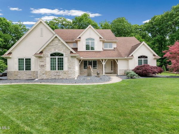 3435 Swan Ridge Lane, Maumee, OH 43537