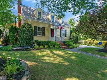4932 34TH STREET N , ARLINGTON, VA 22207